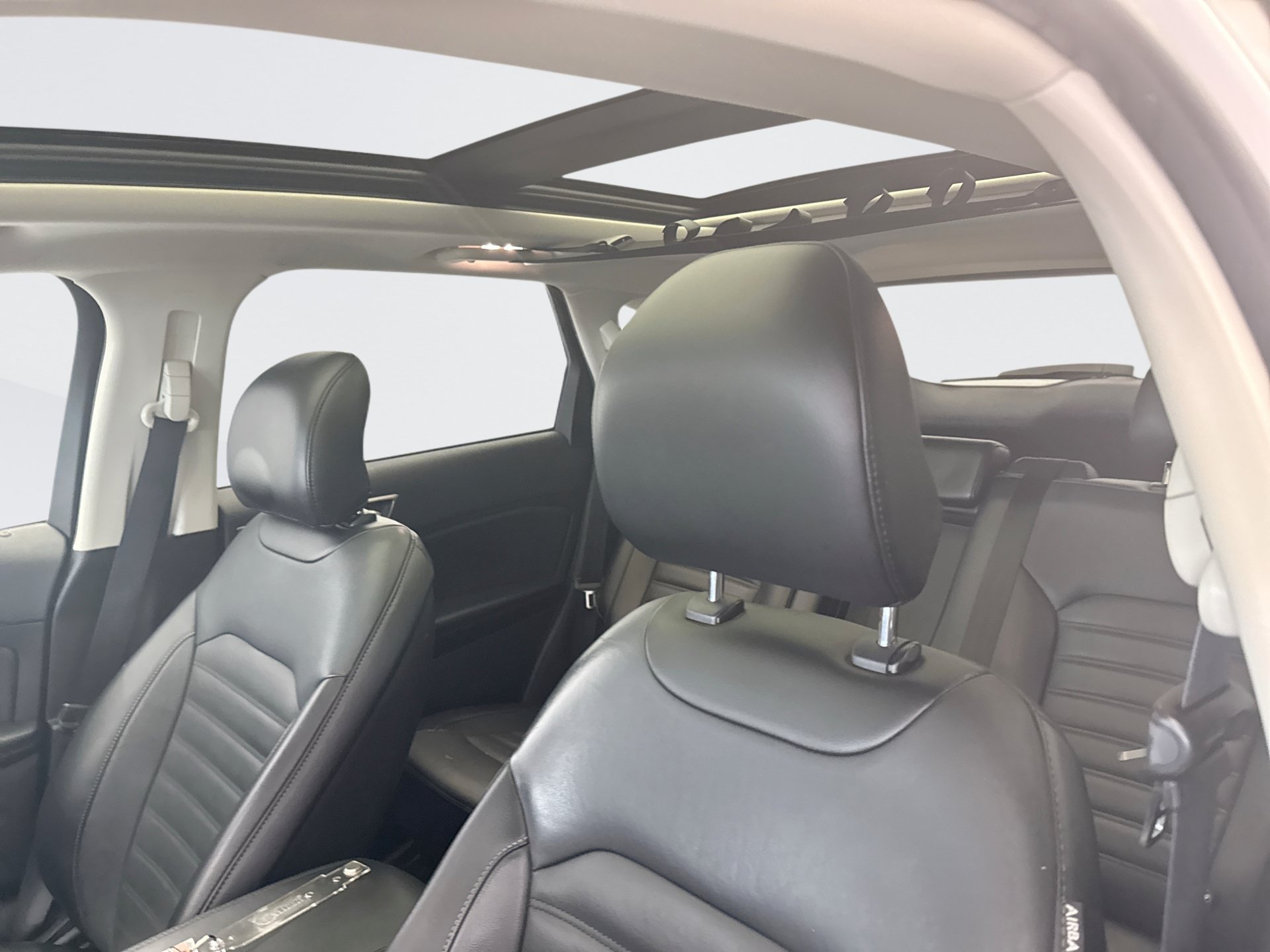 Used 2017 Ford Edge SEL w/ Equipment Group 201A AWD/4WD image 11