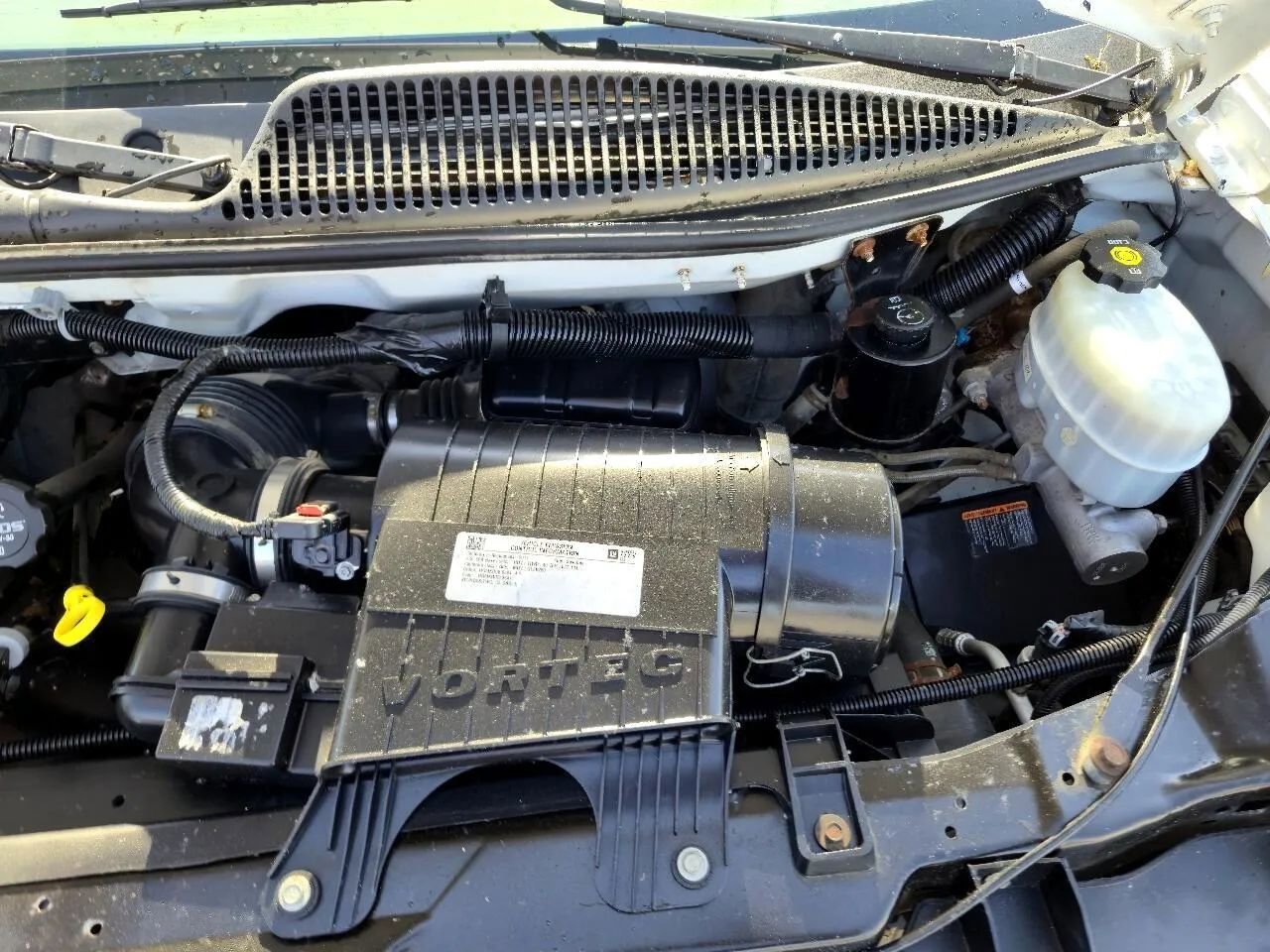 Used 2017 Chevrolet Express 2500 RWD image 40
