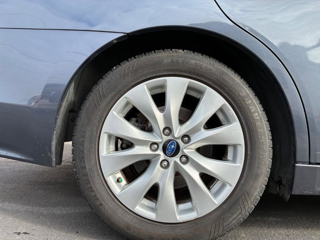 Used 2017 Subaru Legacy 2.5i Premium image 34