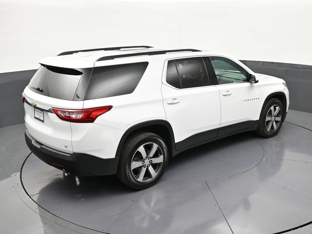 Certified 2020 Chevrolet Traverse LT w/ LT Premium Package AWD/4WD image 20