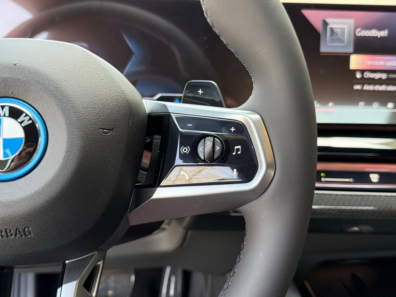 New 2026 BMW 550e xDrive w/ M Sport Professional Package AWD/4WD image 25