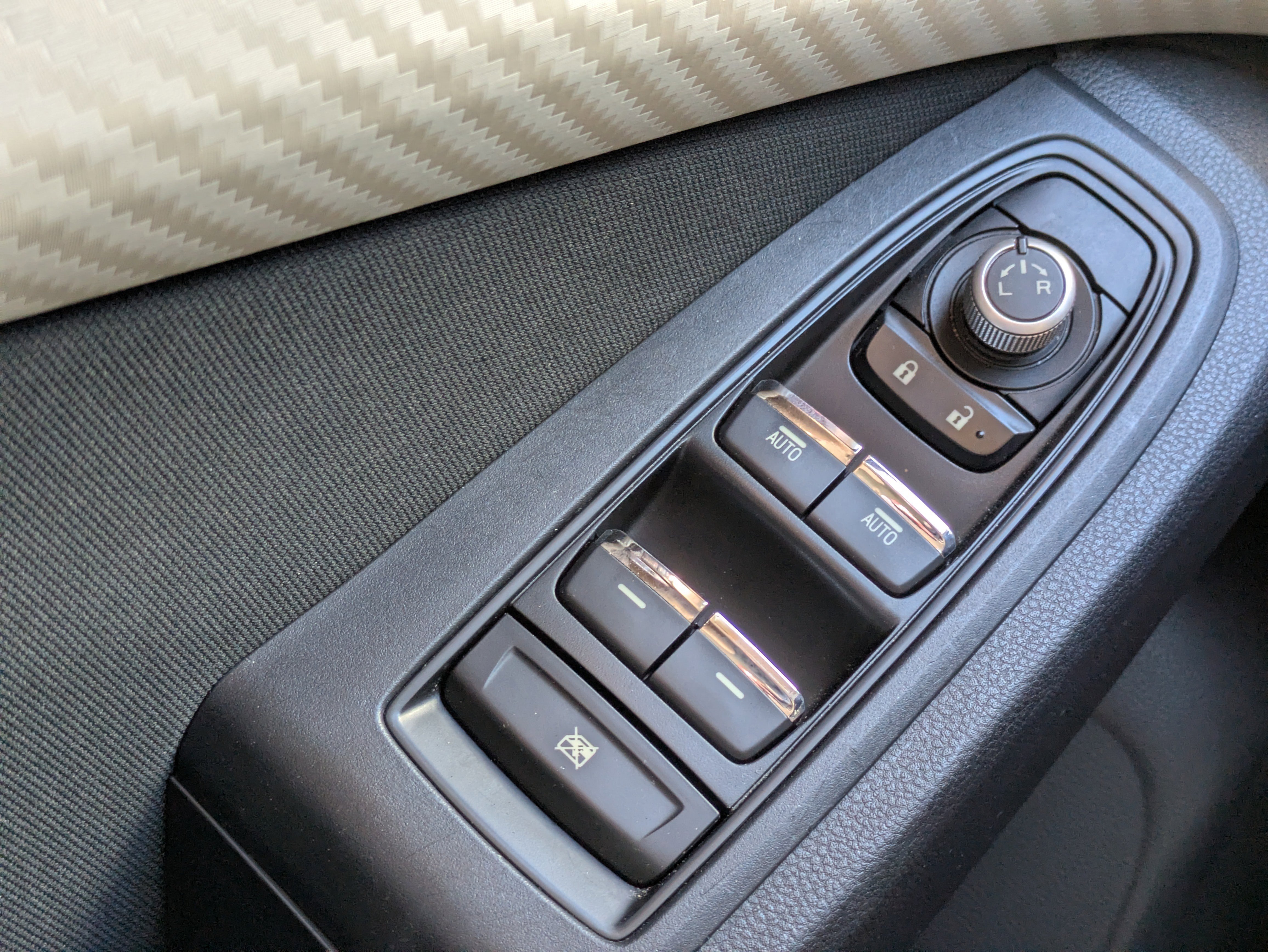 Used 2019 Subaru Ascent Premium image 23