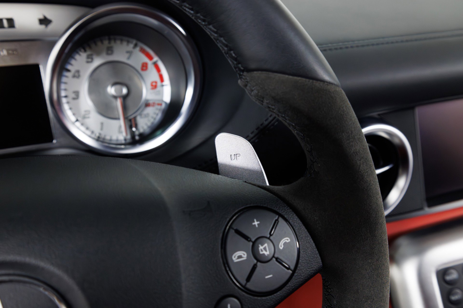 Used 2011 Mercedes-Benz SLS AMG Coupe image 23