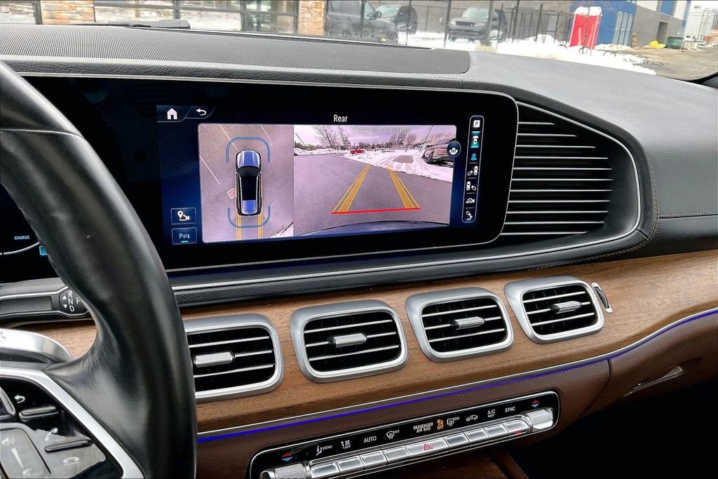 Used 2024 Mercedes-Benz GLS 450 4MATIC image 14