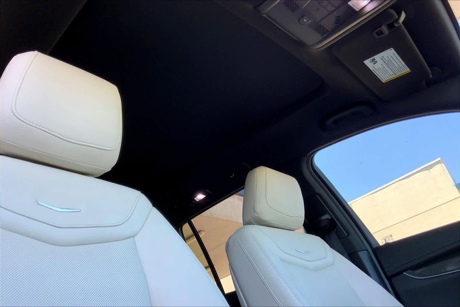 Used 2021 Cadillac XT6 Sport AWD/4WD image 14