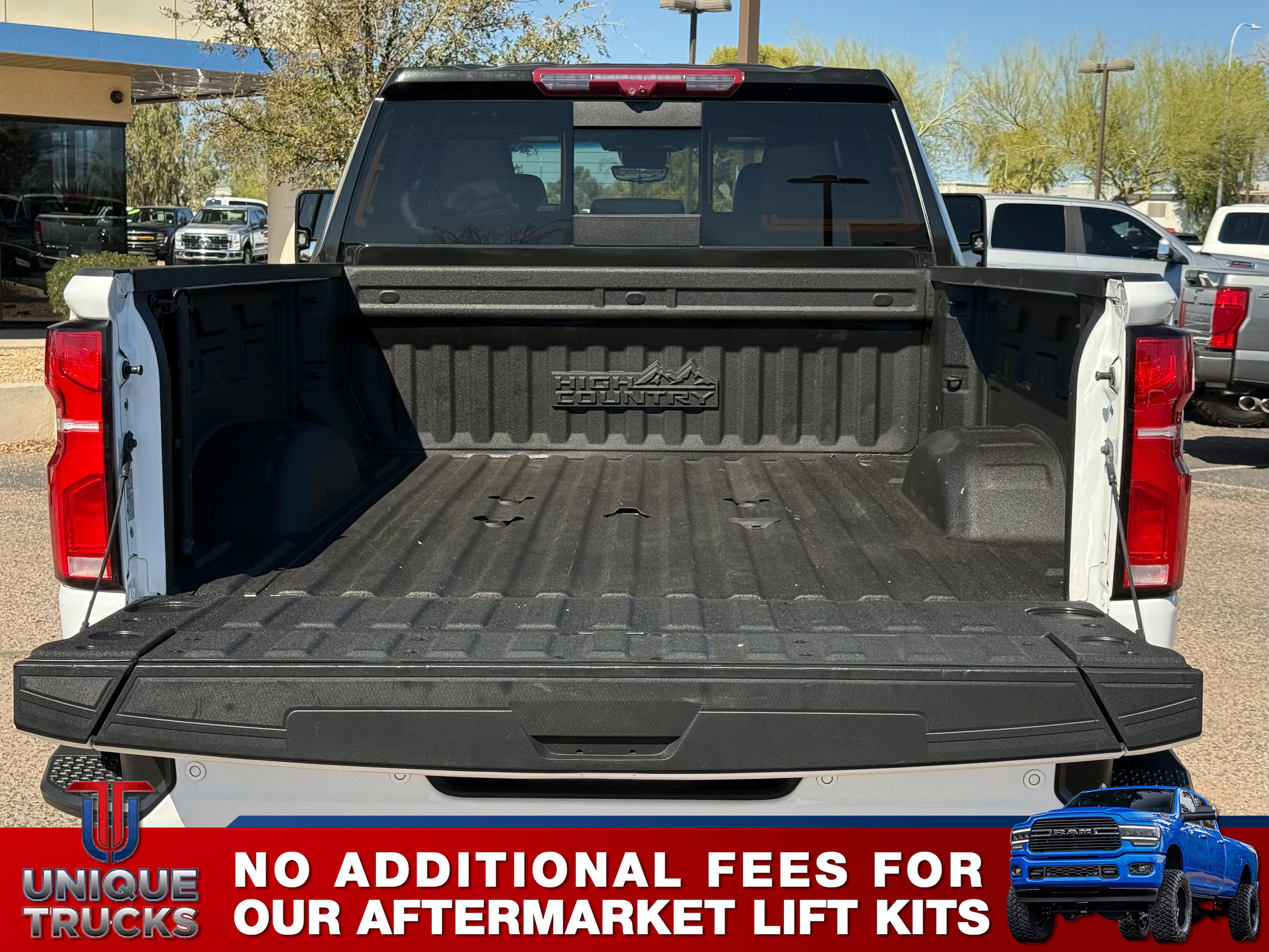 Used 2024 Chevrolet Silverado 2500 High Country w/ High Country Premium Package image 7