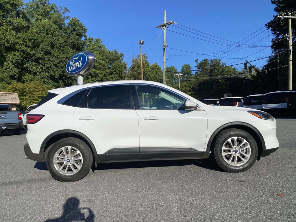 Used 2021 Ford Escape SE w/ Convenience Package AWD/4WD image 8