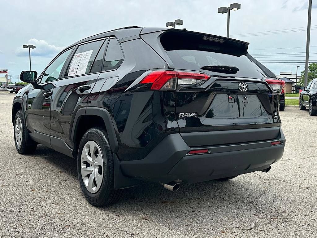 Certified 2021 Toyota RAV4 LE w/ Carpet Mat Package (TMS) AWD/4WD image 3