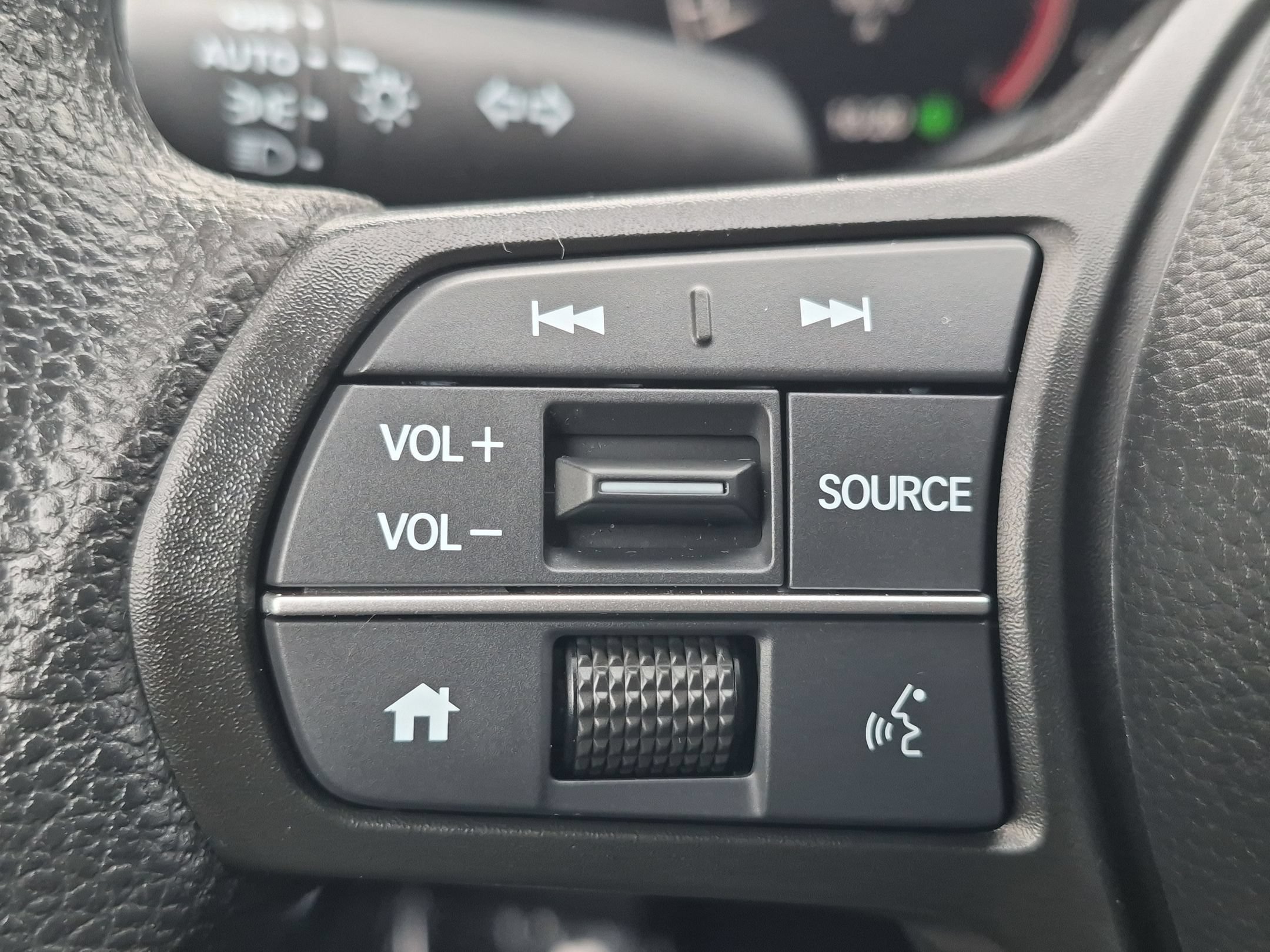 Certified 2024 Honda HR-V LX image 15