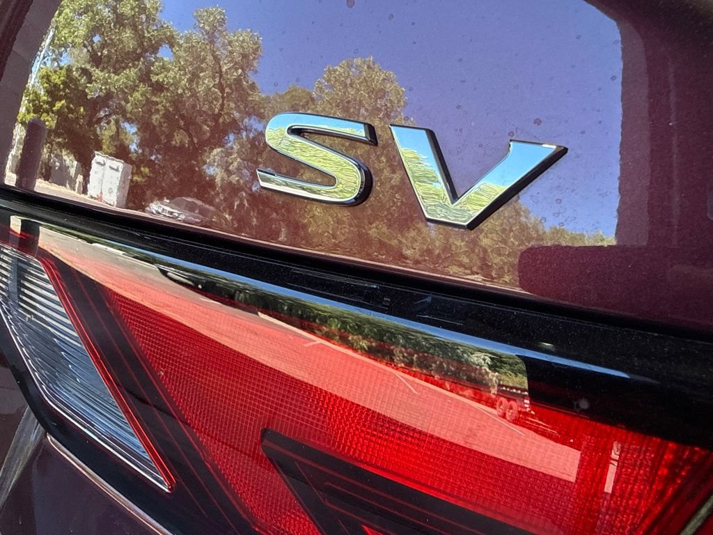 Used 2024 Nissan Sentra SV FWD image 10
