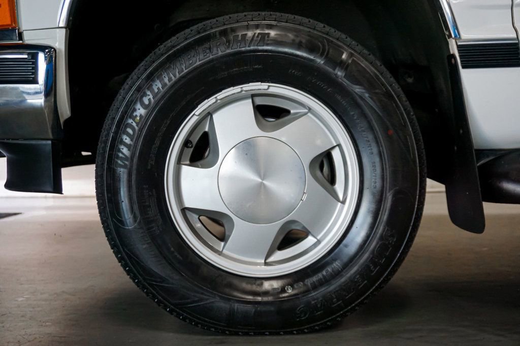 Used 1998 Chevrolet Silverado 1500 4x4 Regular Cab w/ Preferred Equipment Group 2 image 29