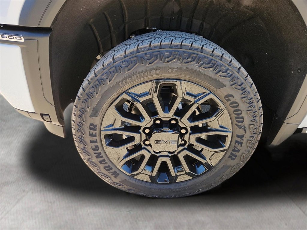 New 2026 GMC Sierra 2500 Denali w/ Denali Reserve Package image 9