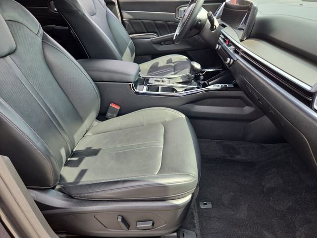 Used 2024 Kia Sorento SX image 20