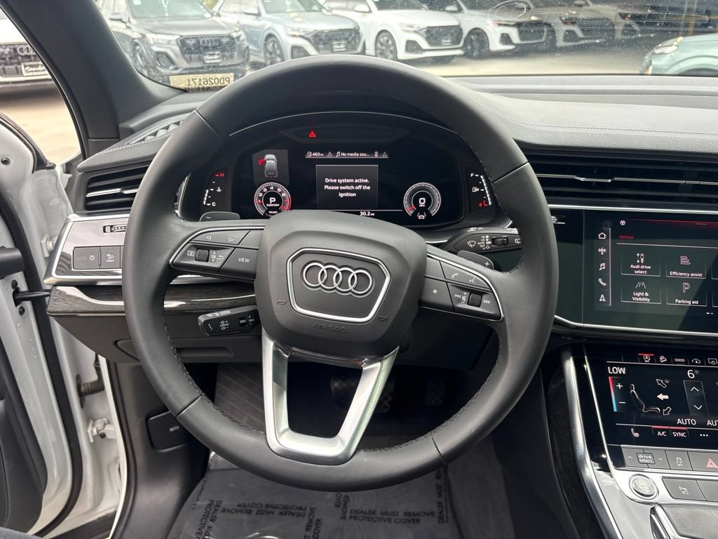 Used 2023 Audi Q7 3.0T Premium AWD/4WD image 23