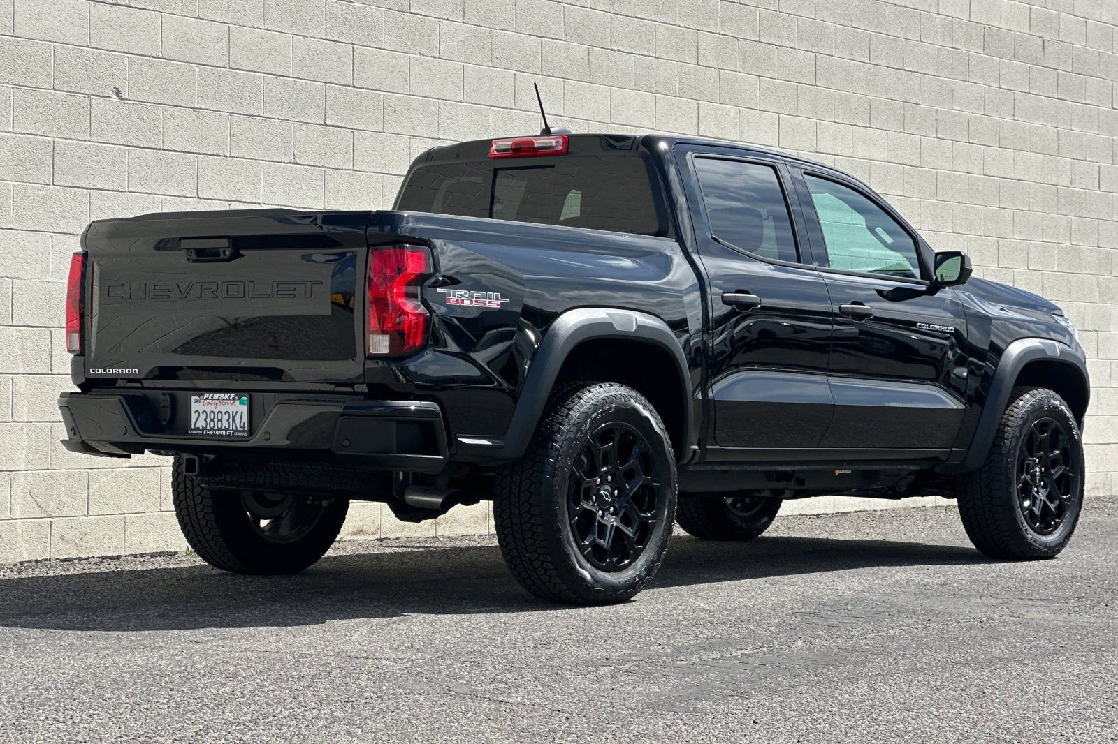 Used 2026 Chevrolet Colorado Trail Boss AWD/4WD image 4