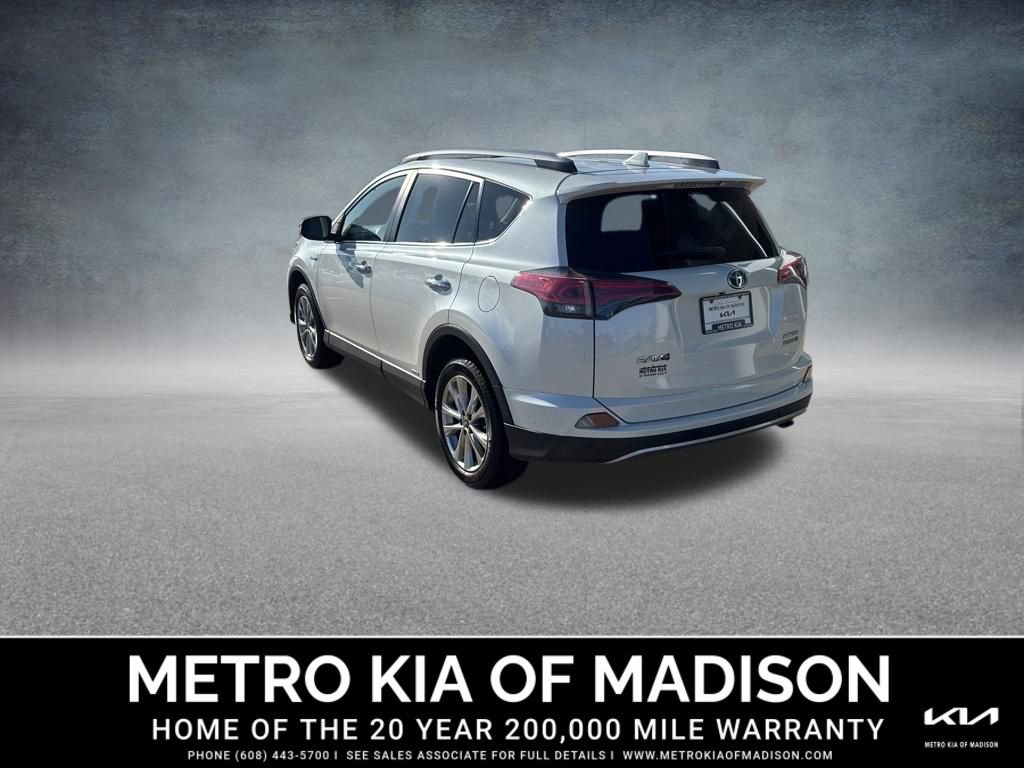 Used 2018 Toyota RAV4 Limited w/ Advanced Technology Package image 4