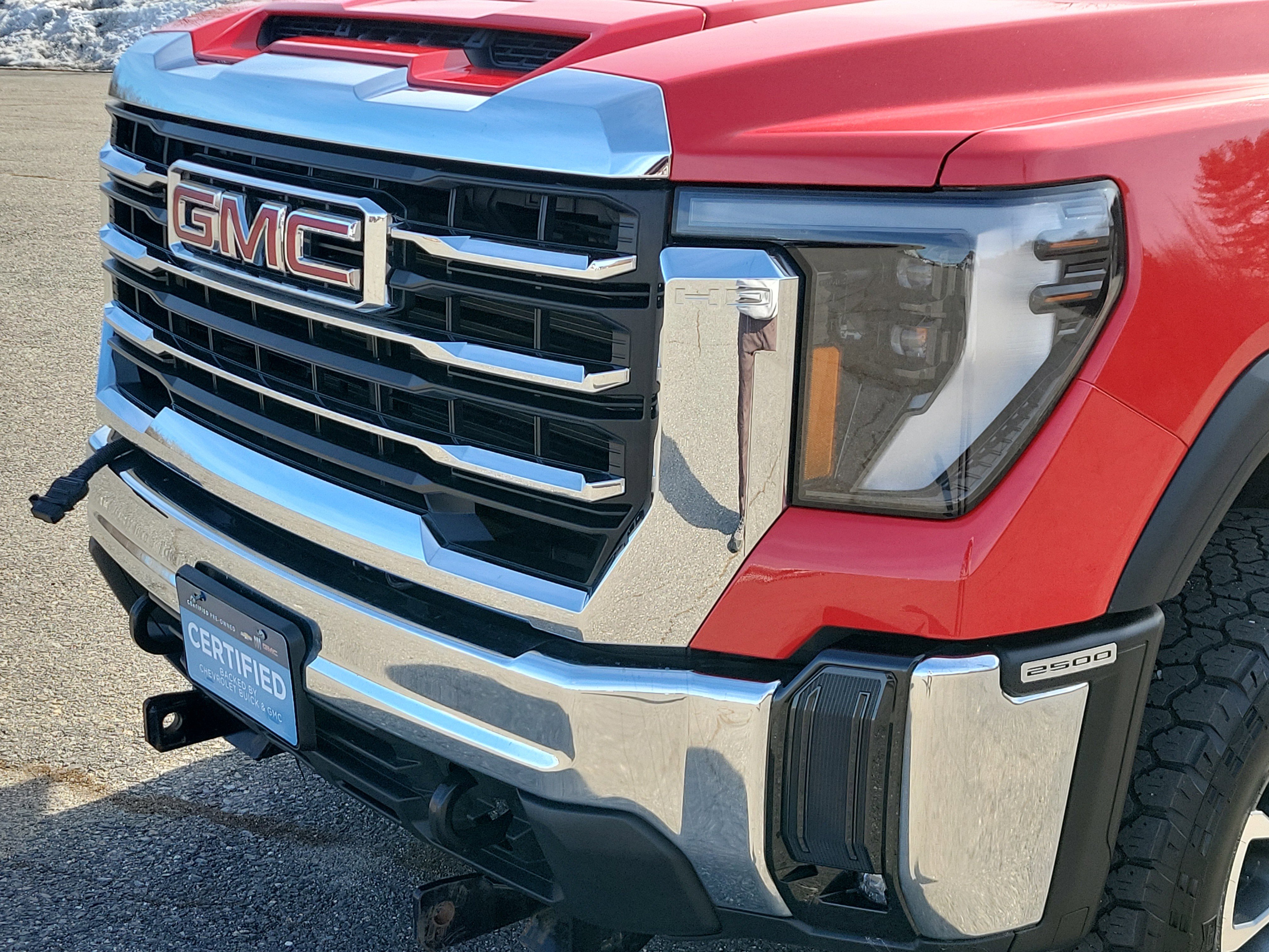 Certified 2024 GMC Sierra 2500 SLE w/ SLE Convenience Package AWD/4WD image 9