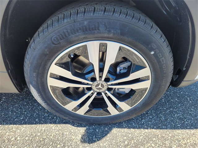 Certified 2025 Mercedes-Benz GLB 250 4MATIC image 17