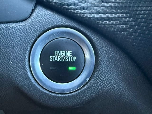 Certified 2024 Chevrolet Equinox RS FWD image 26