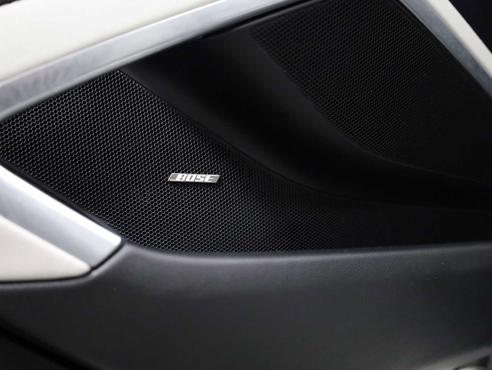 Used 2025 Porsche 718 Boxster RWD image 17