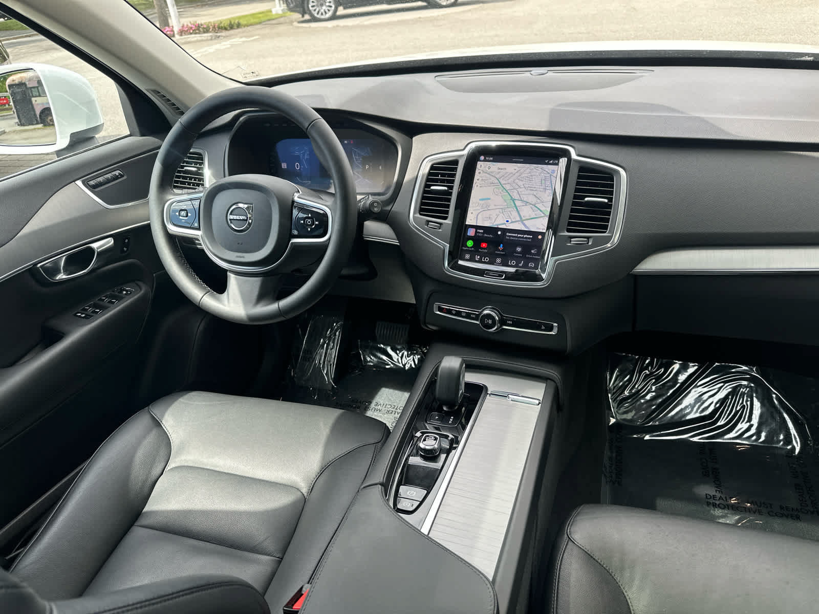 Used 2025 Volvo XC90 B5 Core w/ Protection Package Premier AWD/4WD image 42