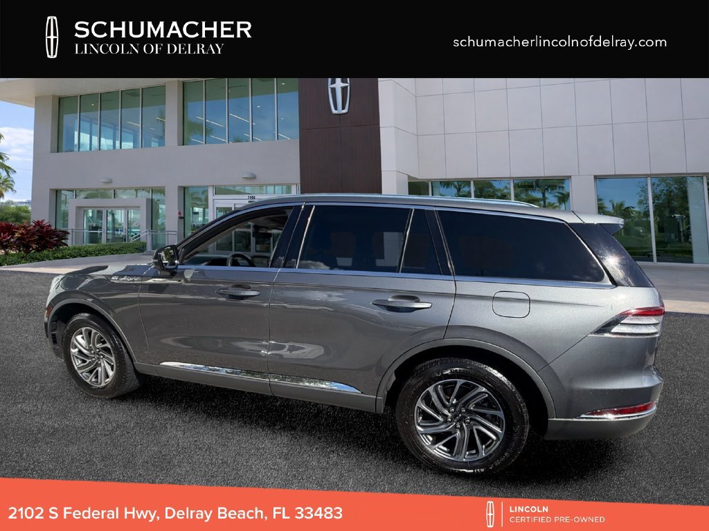 Certified 2023 Lincoln Aviator AWD w/ Class IV Trailer Tow Package image 5