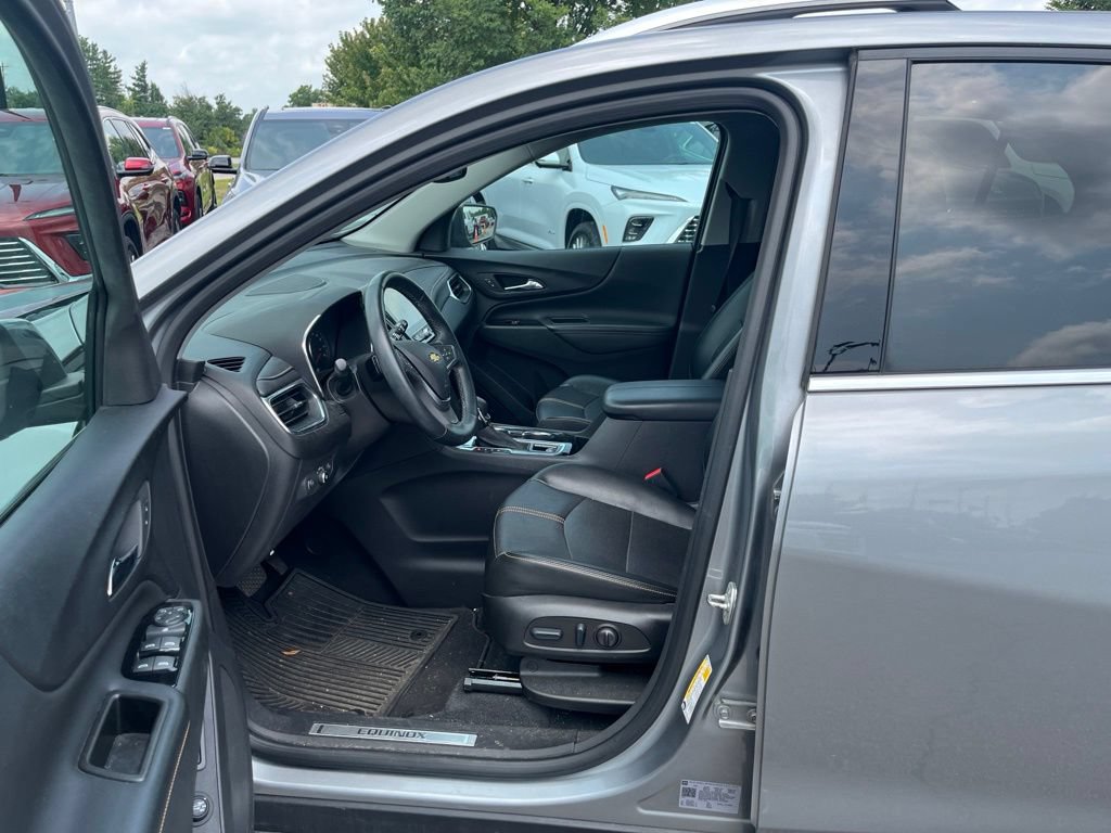 Used 2023 Chevrolet Equinox Premier FWD image 6