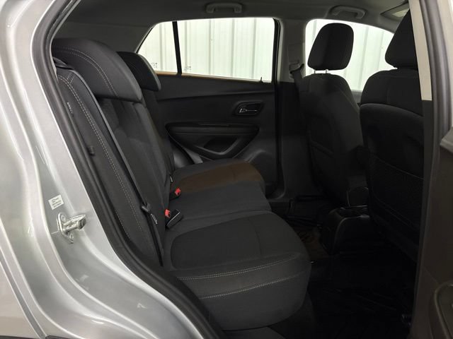 Used 2017 Chevrolet Trax LS FWD image 18