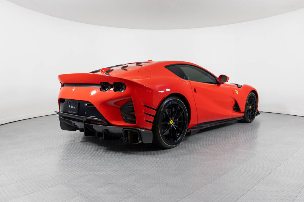 Used 2023 Ferrari 812 Competizione RWD image 80