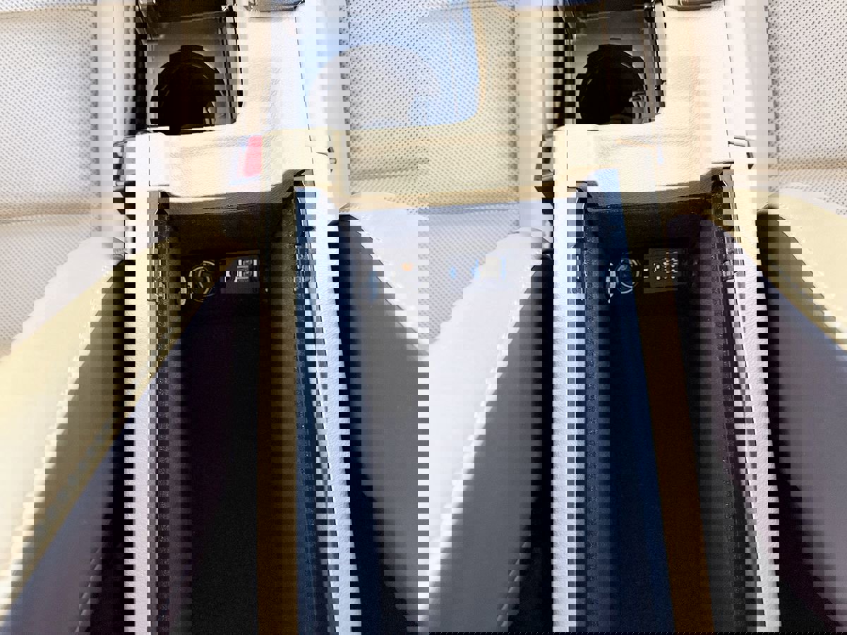 Used 2016 Lexus ES 350 w/ Navigation System Package image 61