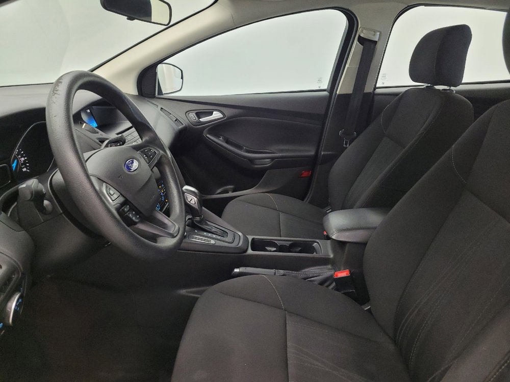 Used 2016 Ford Focus SE FWD image 17