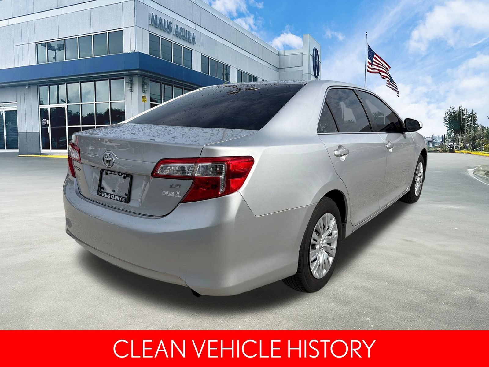 Used 2014 Toyota Camry LE FWD image 4