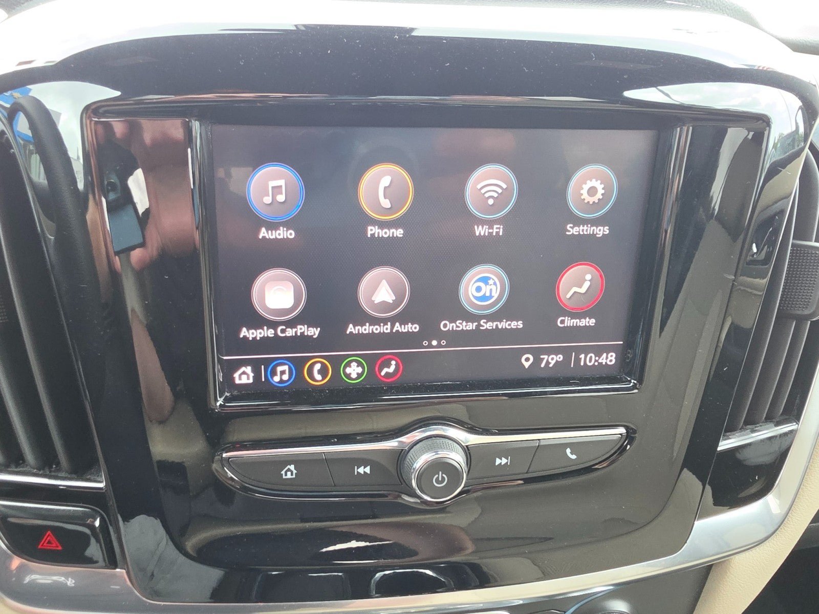 Used 2022 Chevrolet Traverse LS AWD/4WD image 41