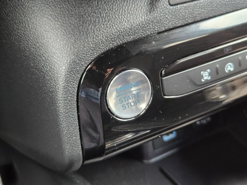 Used 2023 Ford Escape ST-Line w/ Tech Pack #1 AWD/4WD image 19