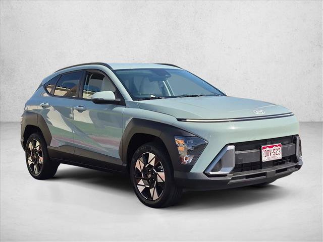Used 2024 Hyundai Kona SEL AWD/4WD image 3