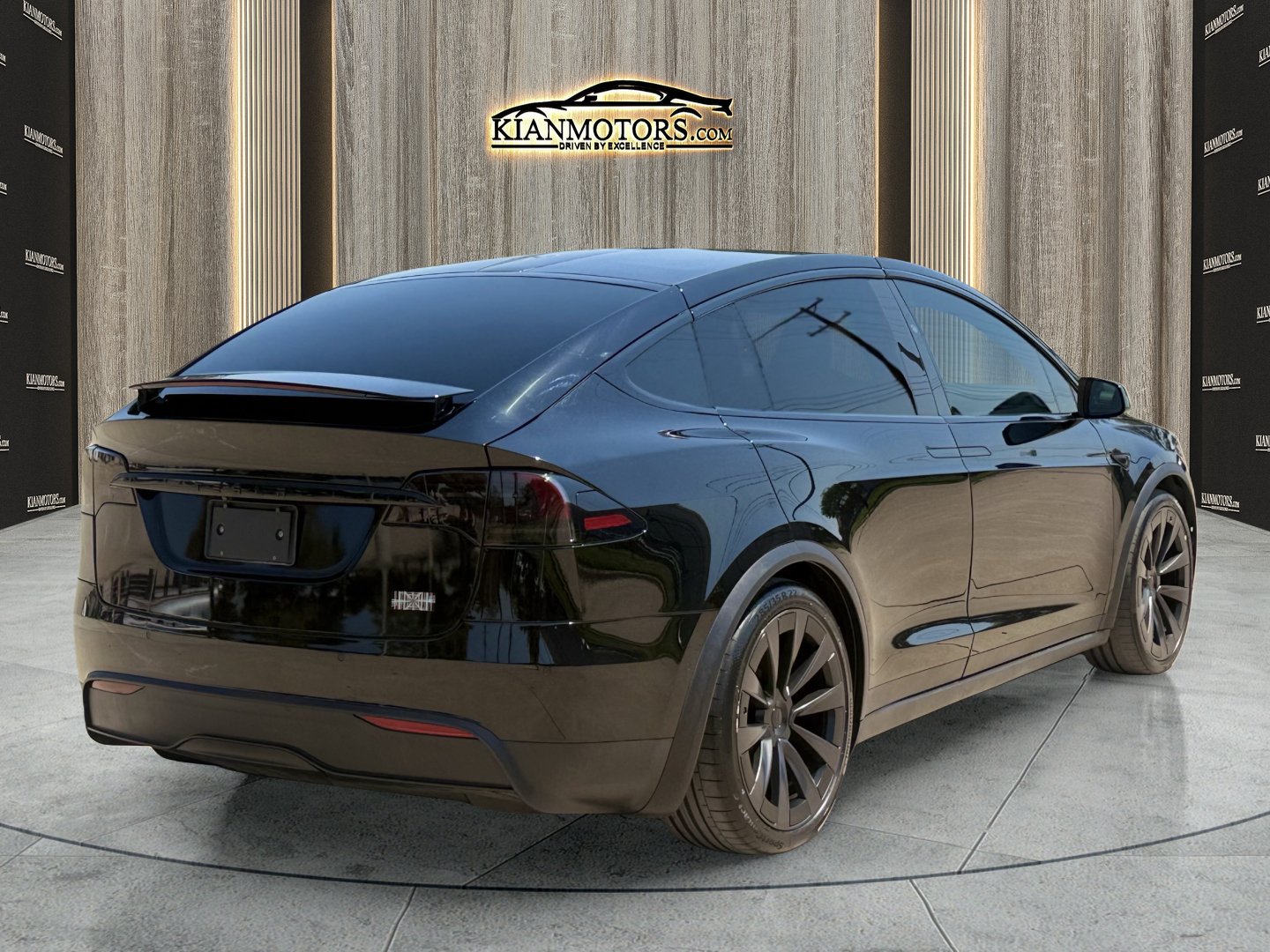 Used 2022 Tesla Model X Plaid AWD/4WD image 7