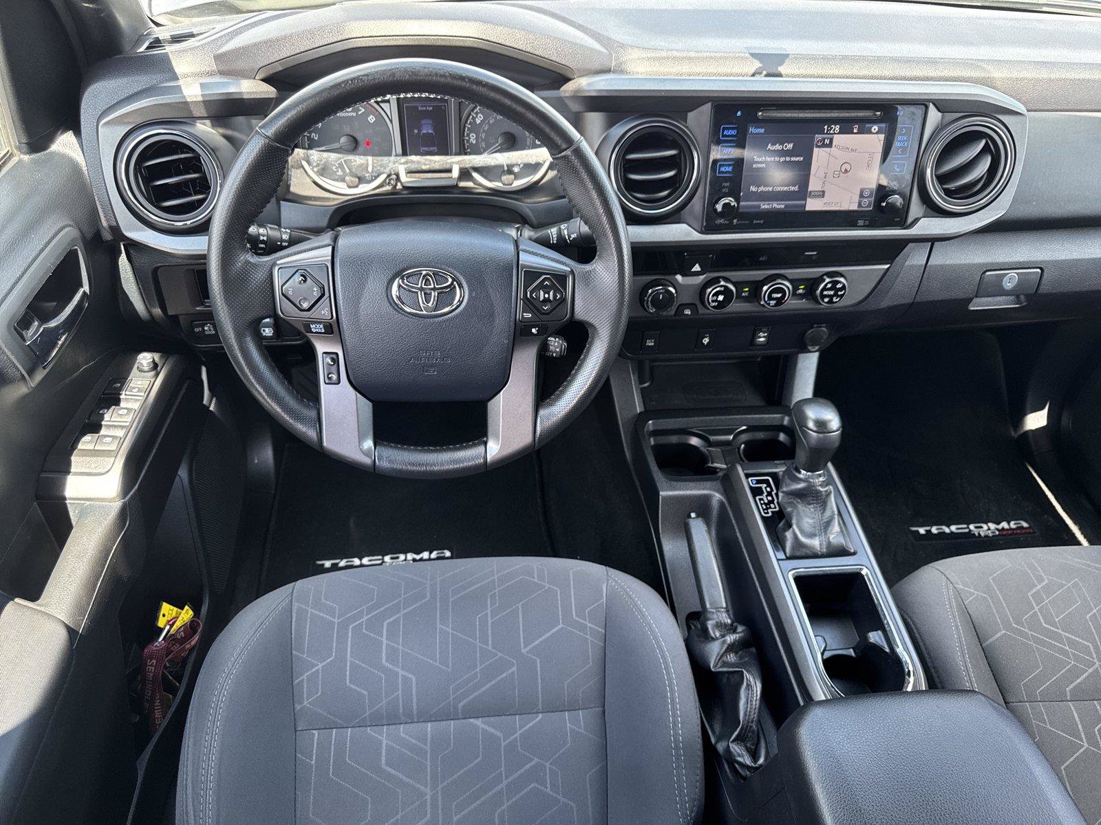 Used 2017 Toyota Tacoma TRD Off-Road w/ Tow Package (A/T) AWD/4WD image 15