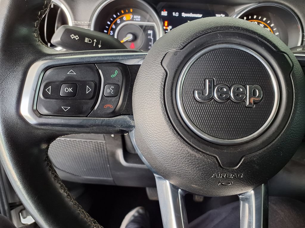 Used 2019 Jeep Wrangler Unlimited Sahara AWD/4WD image 23