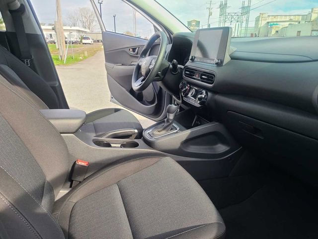 Used 2023 Hyundai Kona SEL w/ Cargo Package AWD/4WD image 17