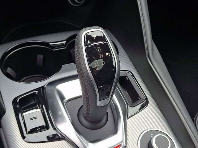 New 2026 Alfa Romeo Giulia AWD image 11