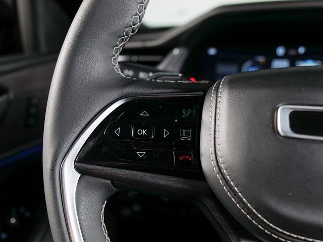 Used 2023 Jeep Grand Cherokee Overland image 22