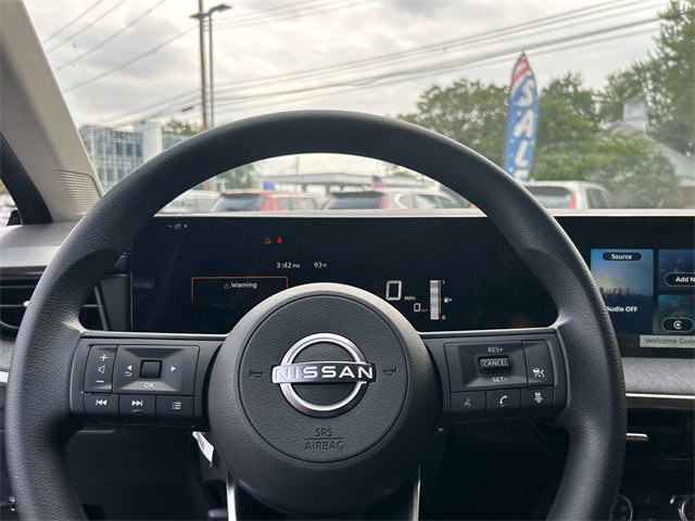 New 2025 Nissan Kicks SV w/ SV Premium Package image 11