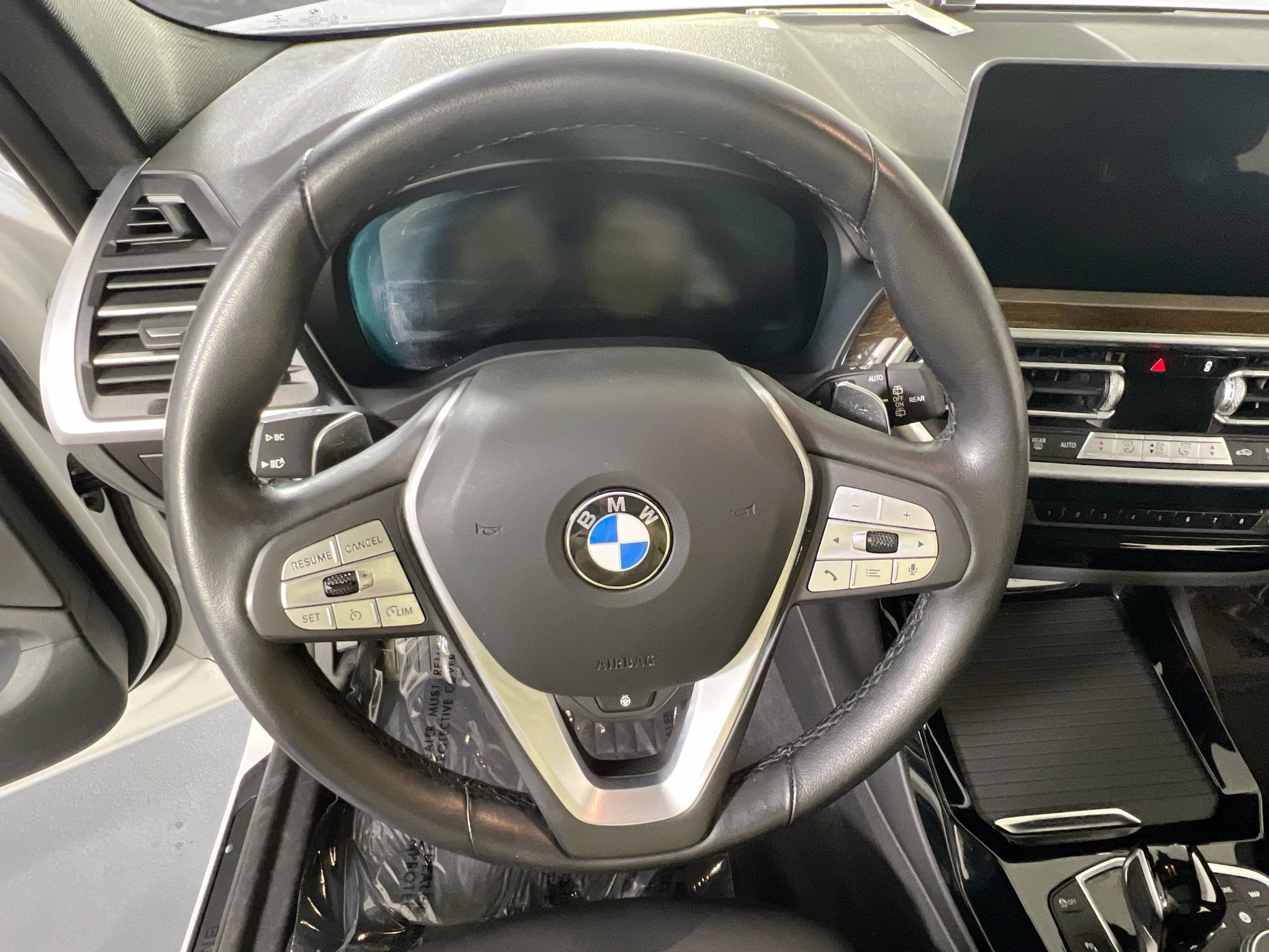 Used 2022 BMW X3 xDrive30i w/ Premium Package 2 (ZPA) AWD/4WD image 11