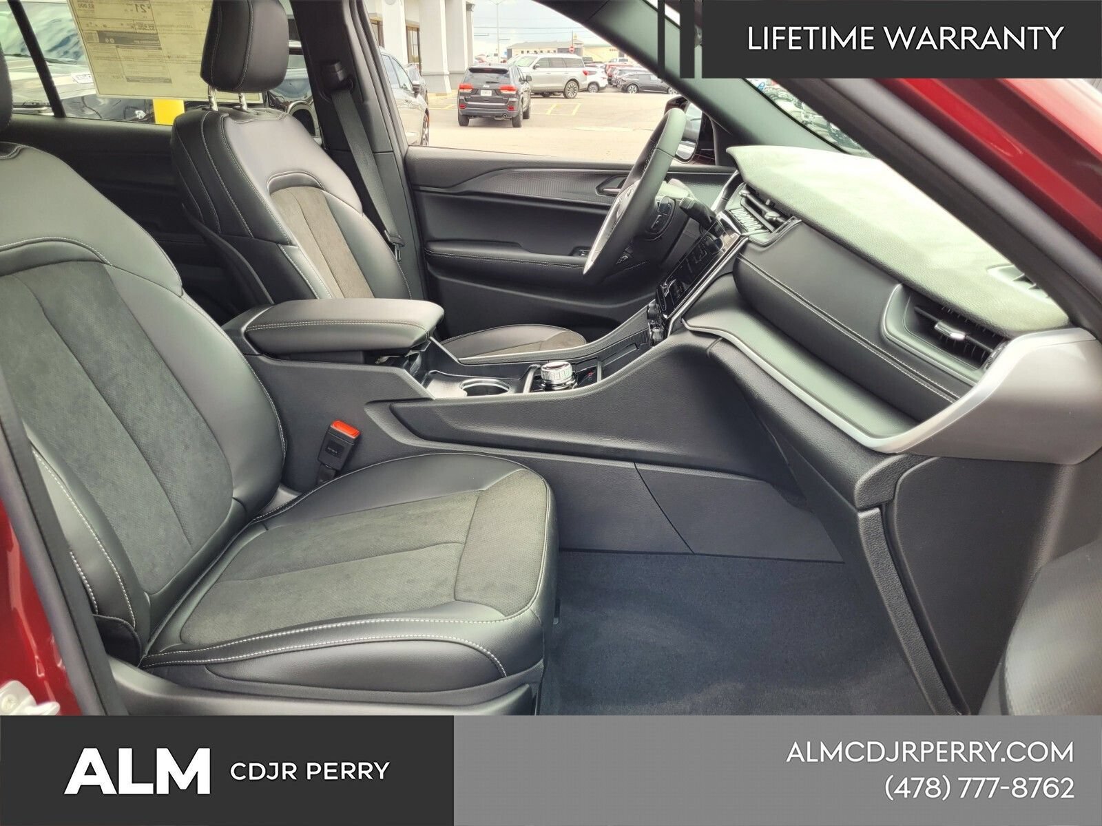 New 2025 Jeep Grand Cherokee L Altitude AWD/4WD image 17