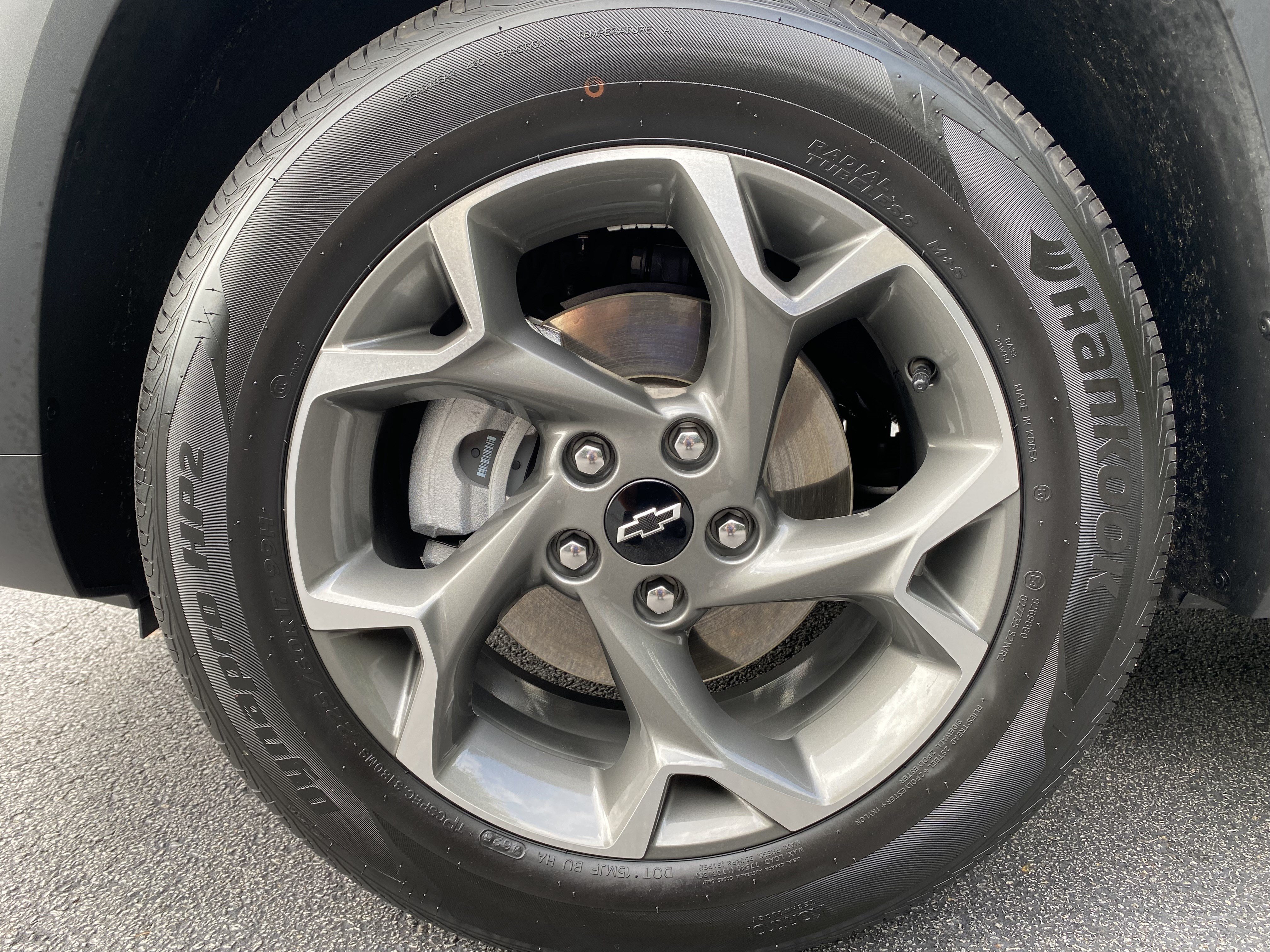 Used 2026 Chevrolet Trax LT w/ Sunroof Package FWD image 40