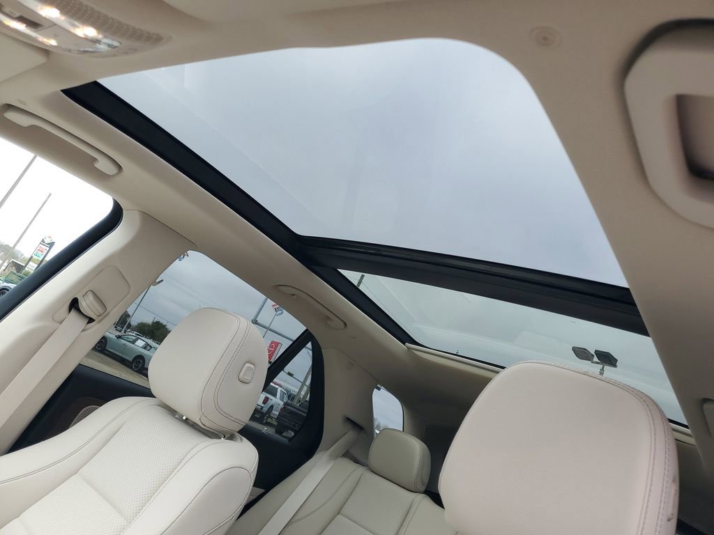 Used 2025 Mercedes-Benz GLE 350 4MATIC image 10