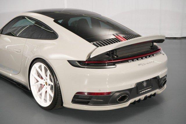 Used 2020 Porsche 911 Carrera 4S AWD/4WD image 32