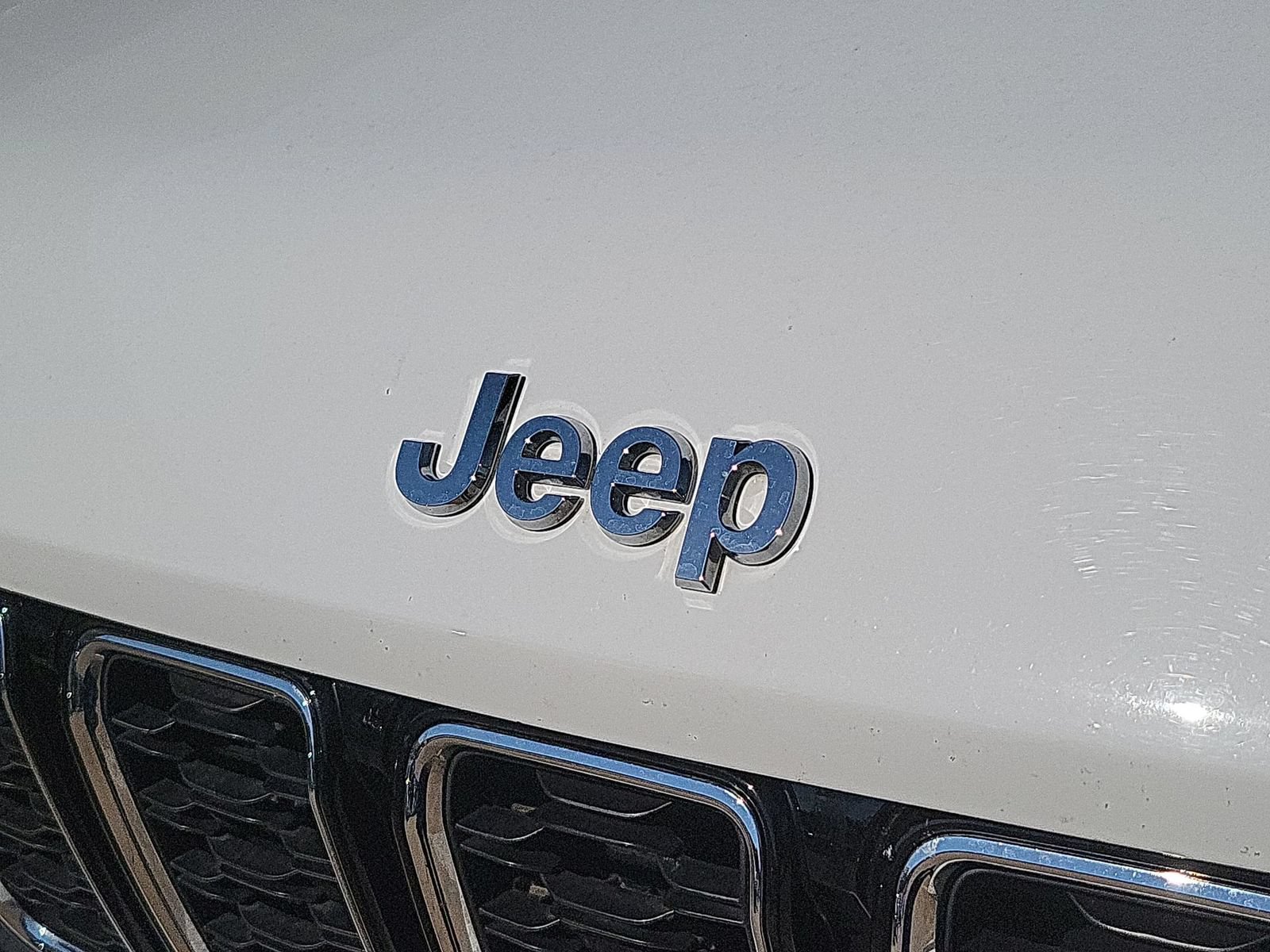Used 2023 Jeep Grand Cherokee L Limited RWD image 30
