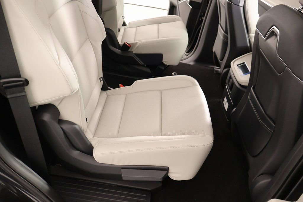 New 2025 Lincoln Navigator Reserve image 15