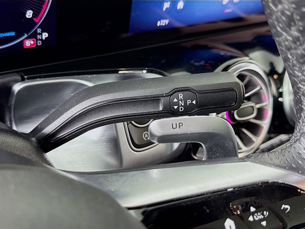 Used 2024 Mercedes-Benz GLB 35 AMG 4MATIC image 21